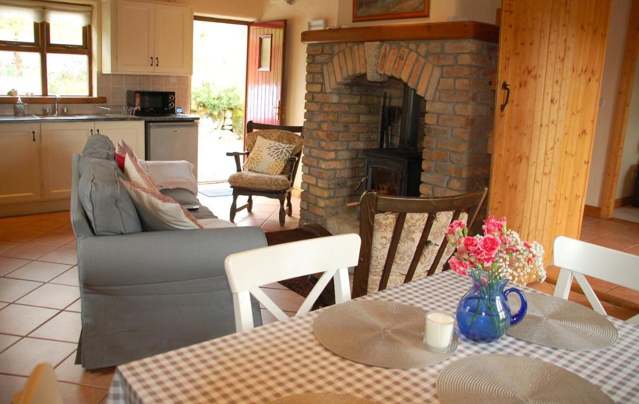 Corriebrack Cottage Hollywood  Luaran gambar